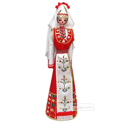 Кукла с народна носия 